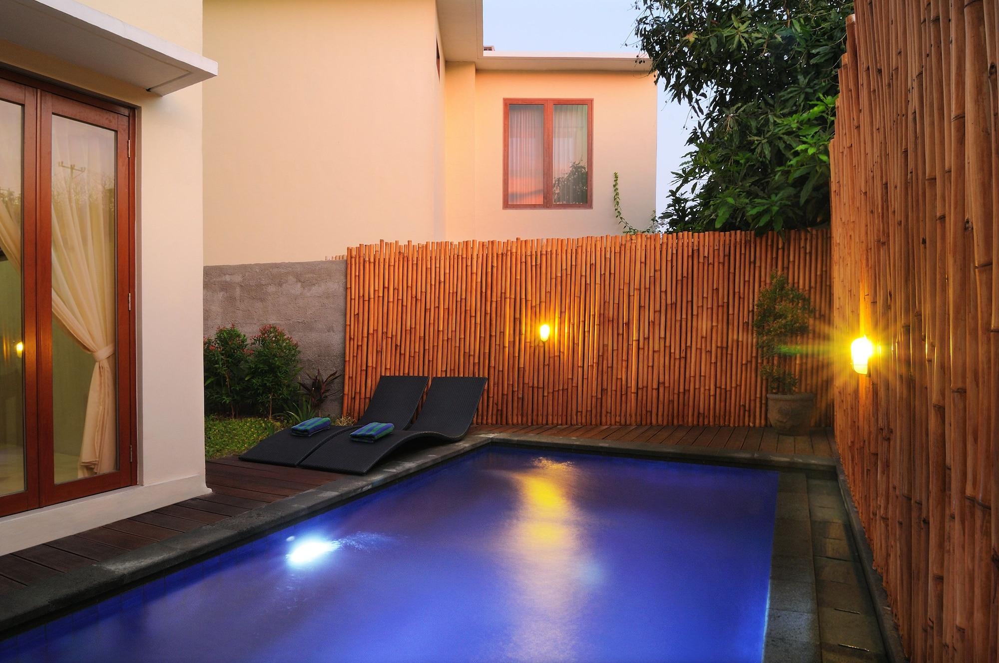 Parkside Denbukit Residence & Suite Jimbaran Екстериор снимка
