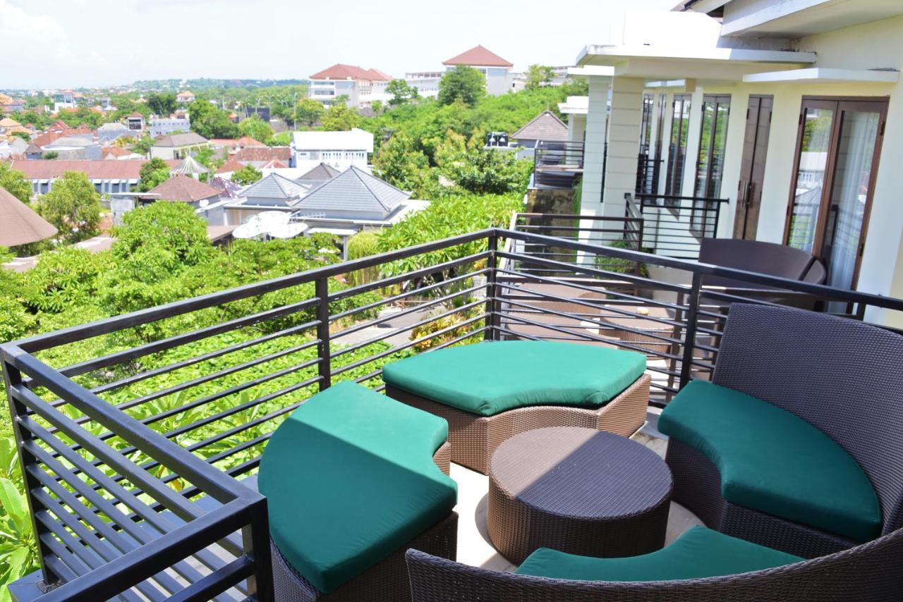 Parkside Denbukit Residence & Suite Jimbaran Екстериор снимка